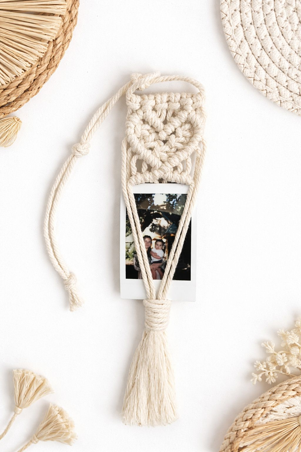 Macramé Porta Polaroid
